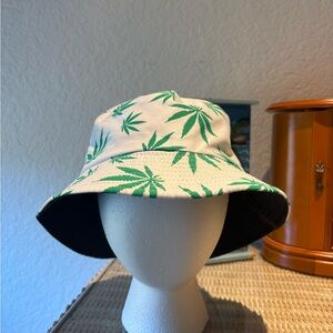 Leaf Bucket Hat